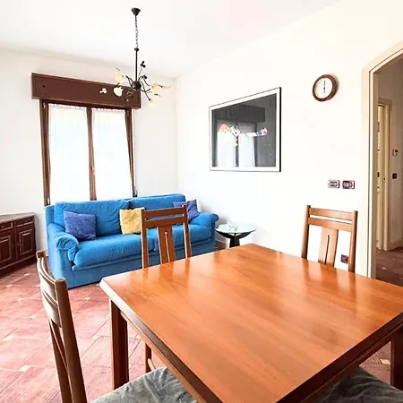 Cn027 - Cesenatico, Ampio Trilocale In Centro *