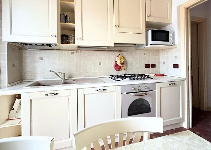 Cn027 - Cesenatico, Ampio Trilocale In Centro *