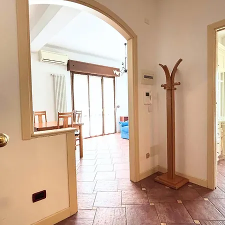 Cn027 - Cesenatico, Ampio Trilocale In Centro *