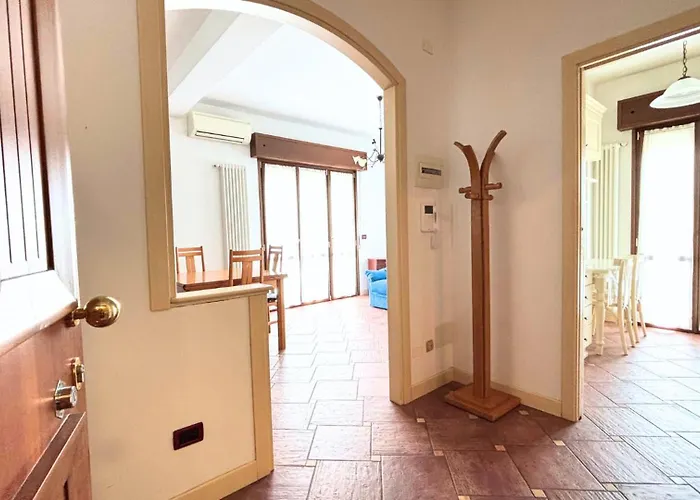 Cn027 - Cesenatico, Ampio Trilocale In Centro *