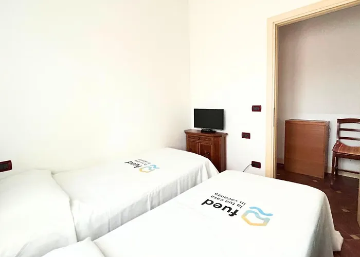 Apartman Cn027 - Cesenatico, Ampio Trilocale In Centro